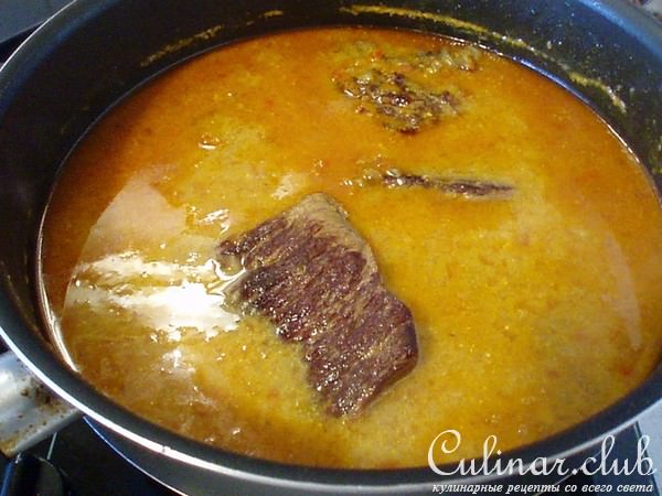 Мясо тушеное по-балиански. 