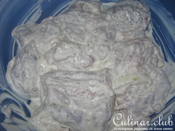 Маринованные рёбрышки запеченные с картошкой.