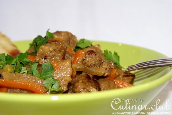 Азу с редькой и солёными огурцами
