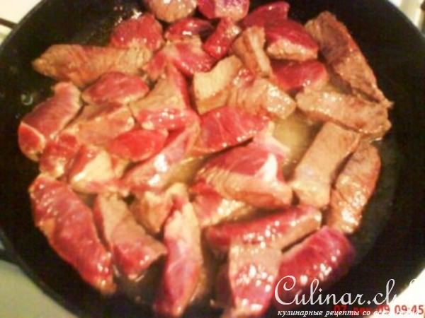 Говядина с картошкой, тушенная в горшочках(Вариант.
