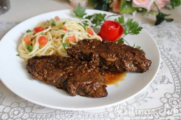 Острая говядина в красном вине