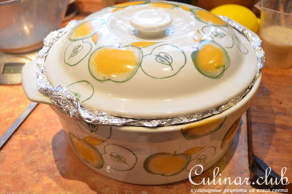 Бекеоффе (мясное ассорти тушеное с овощами).