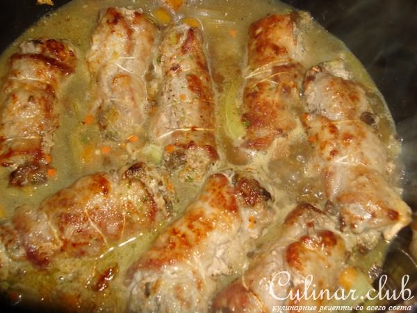 Рулетики из говядины с грибами и фаршем
