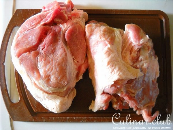 Свинина маринованная запеченная с двумя видами начинки.