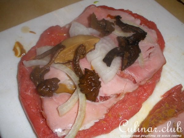 Рулетики из говядины с грибами (жаркое) 