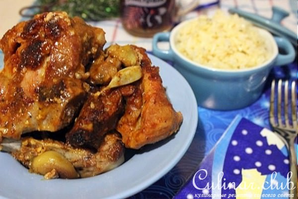 Запеченные свиные ребрышки с ароматным рисом
