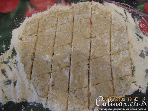 капытки с мясом и соусом