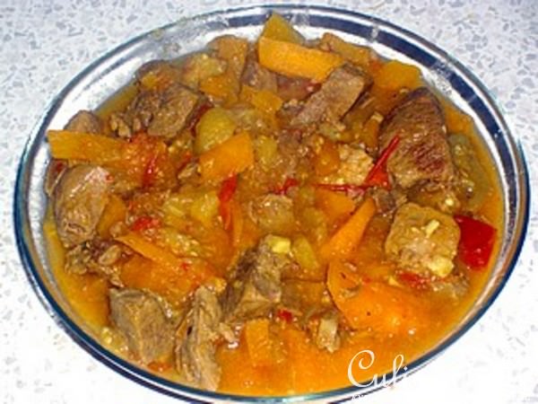 Телятина с баклажанами и сладким картофелем