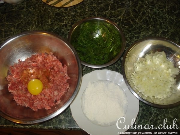 Мясные шарики в сливочно-укропном соусе с помидорками