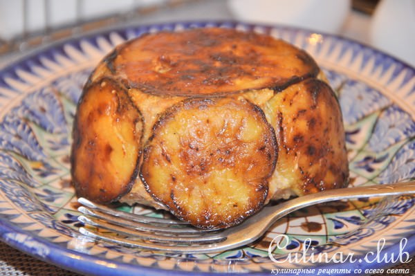 Шарлотка мясная с баклажанами