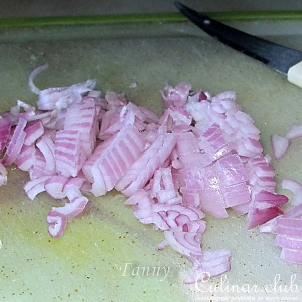 Запеченые свиные ребрышки с соусом "Дикая брусника" и белыми грибами 