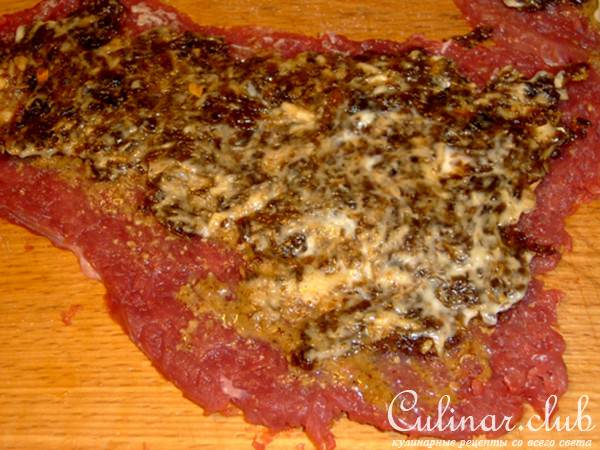 Телячьи рулетики в сальнике (Дуэль)