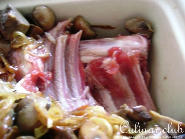 Кролик с грибами в сметане. Вкусная классика.