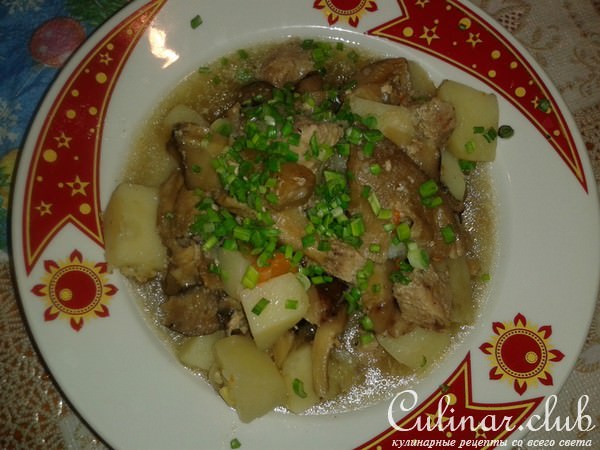Мясо с грибами и картофелем в МУЛЬТИВАРКЕ
