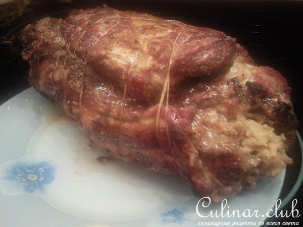 Праздничный мясной рулет