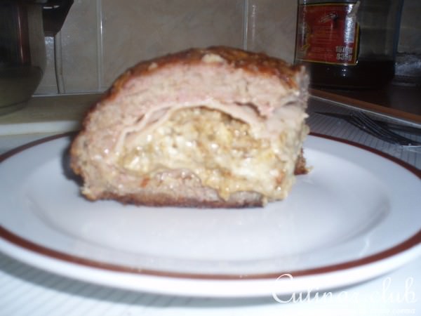 Мясной колобок с сюрпризом(не проходить мимо!!!!)