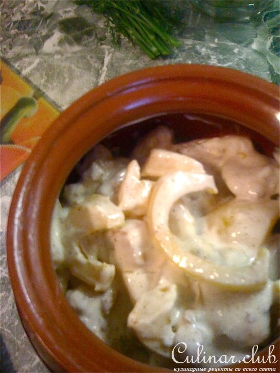 Мясо с кабачками в горшочке