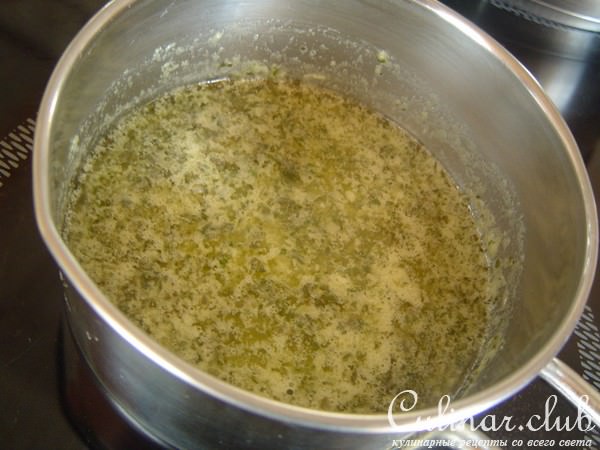 Фламбированное филе с перцем и кукурузa в масляном соусе.