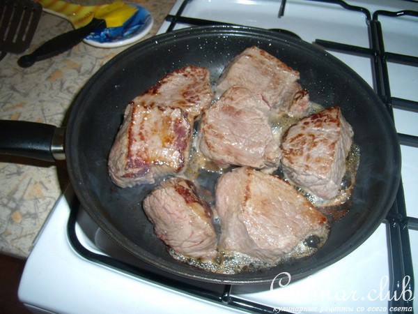 Мясо в апельсиновом соусе