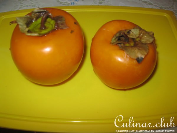Куриное филе с пряным пюре из запеченой хурмы с чесноком