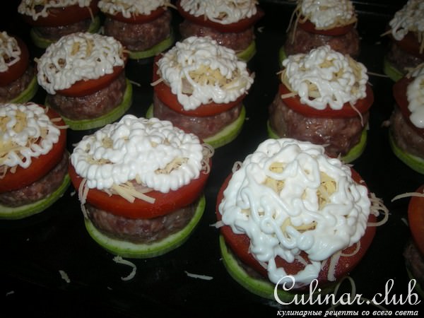 Ленивые голубцы (башенки с кабачками).