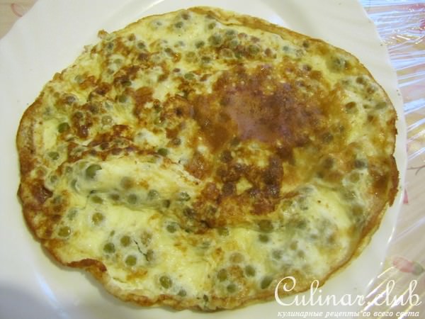 Рулет мясной с омлетом 