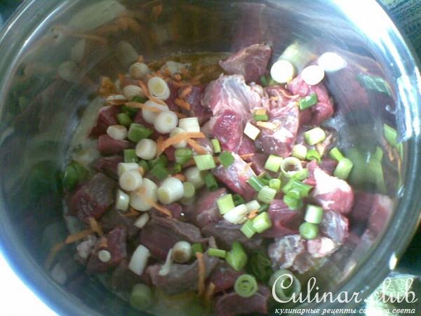 Мяско под капустным покрывальцем