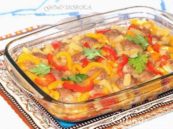 Фрикадельки по-восточному с ананасом