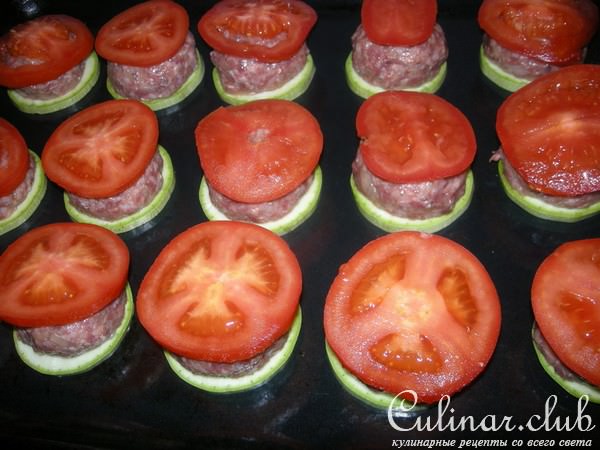 Ленивые голубцы (башенки с кабачками).