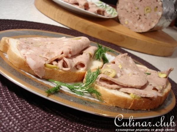 Домашняя мортаделла с оливками.