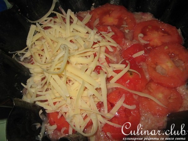 Террин из индюшки с помидорами и сыром.
