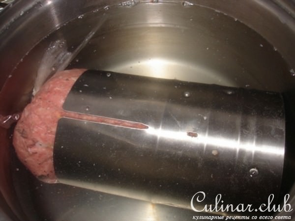 Домашняя мортаделла с оливками.