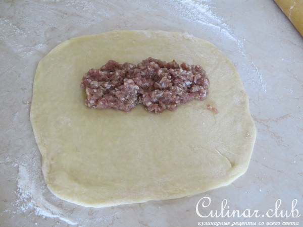 Свекольный капучино с чебуреками