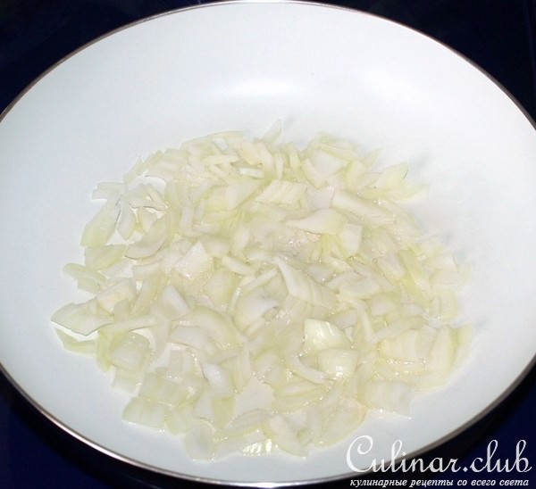 Вареники с мясом,брокколи и соевым соусом