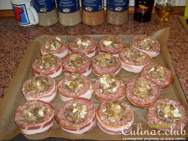 Мясные гнёзда с грибами.