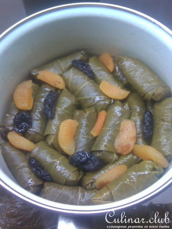 ДОЛМА с чесночным соусом