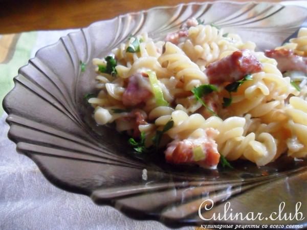 Паста с копчёным куриным мясом