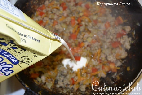 Спагетти по-флотски с кедровыми орешками