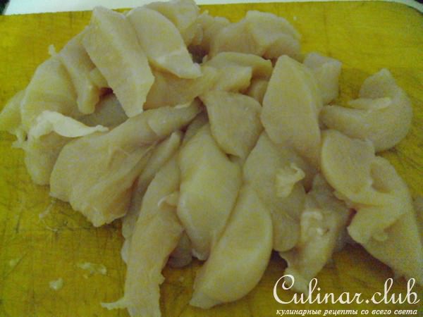 Куриная грудка с овощами и кунжутом.