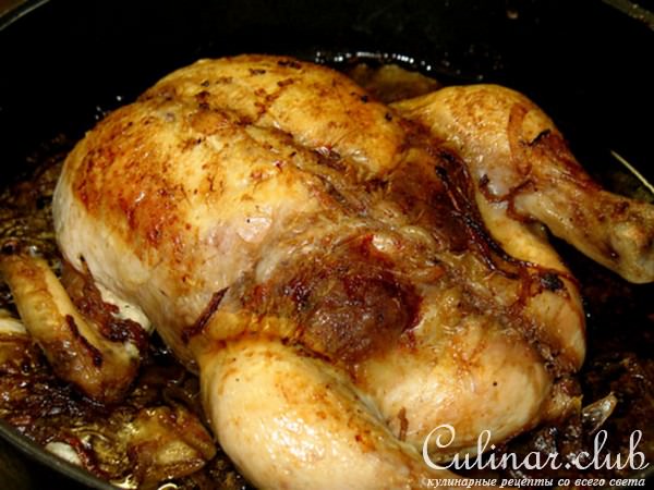 Курица с ореховой начинкой и сливово-вишнёвым соусом