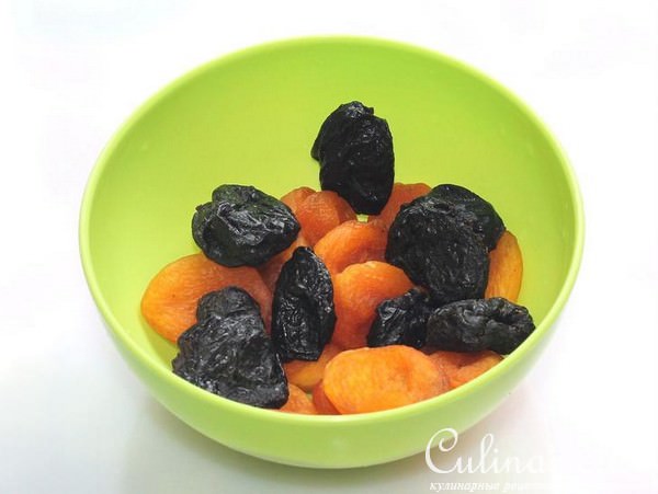 Куриный шашлык с черносливом и курагой