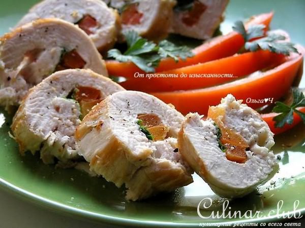 Рулет из курицы со сладким перцем