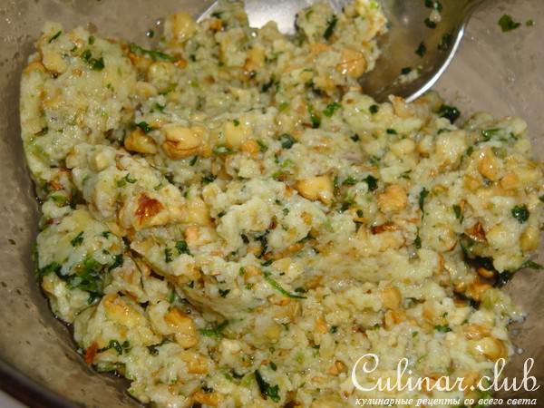 Куриные котлеты со сливочно-ореховой начинкой