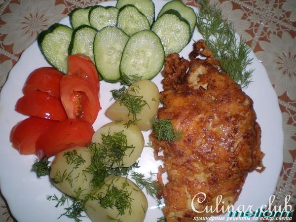 "Жар-птица" с молодой картошкой и свежими овощами