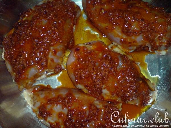 Куриные грудки с помидорками,маслинами и ..."огоньком"