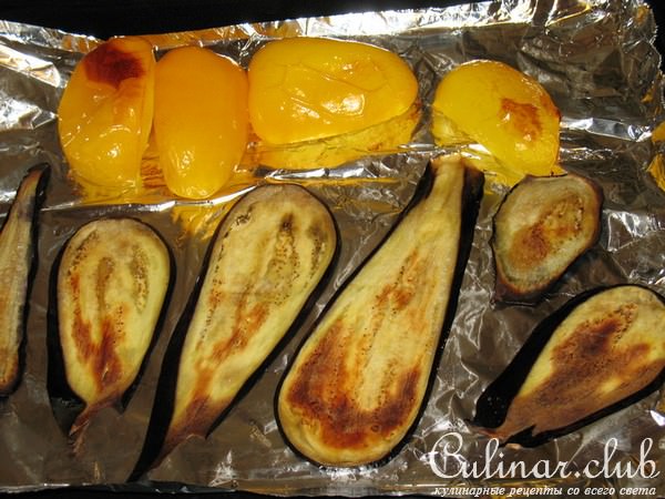 Курица с баклажанами по-итальянски.