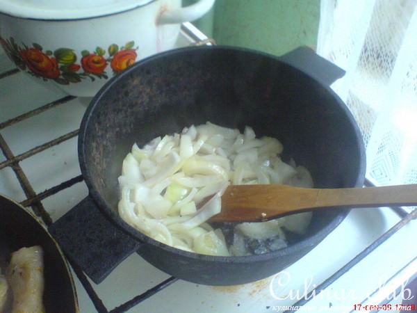 Курочка в аджике 
