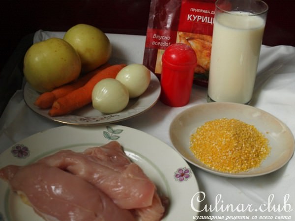 Куриные котлеты с яблоками и кукурузной крупой