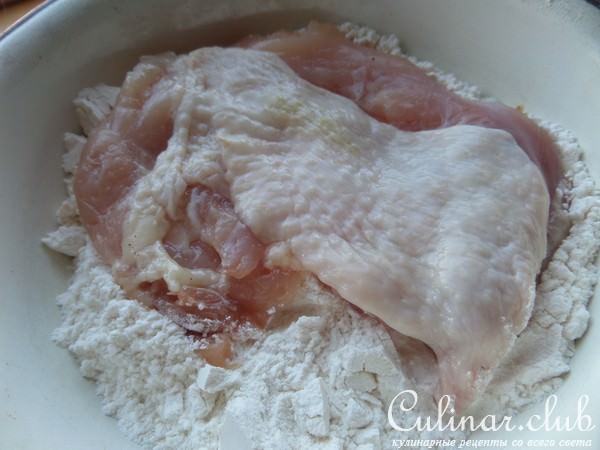 Куриные отбивные с картофельным пюре с сыром