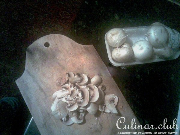 Курица запеченая в остром соусе с картошкой